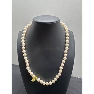 Vintage Faux Pearl Necklace With Gold-Toned Filigree Clasp Made In Taiwan